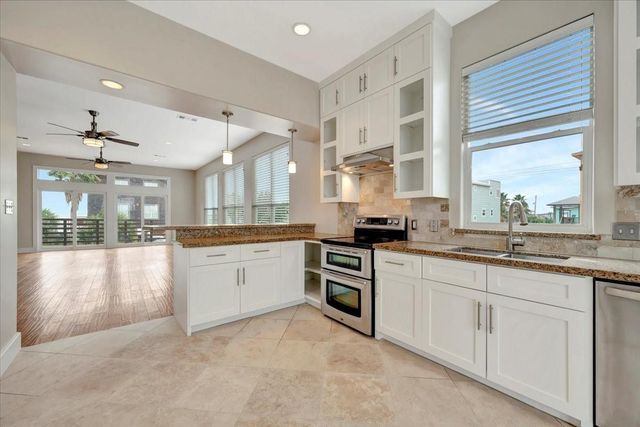 1202 Todville Road, Seabrook, TX 77586
