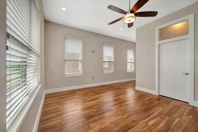 1202 Todville Road, Seabrook, TX 77586