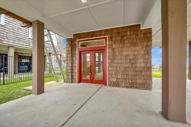 1202 Todville Road, Seabrook, TX 77586