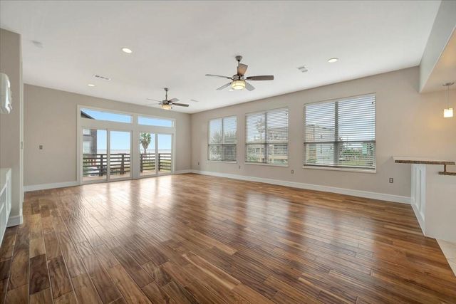 1202 Todville Road, Seabrook, TX 77586