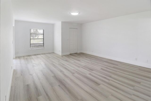 7270 Ashford Place 106, Delray Beach, FL 33446
