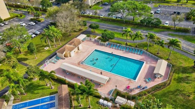 7270 Ashford Place 106, Delray Beach, FL 33446
