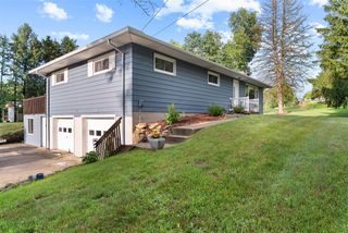 3900 W Bacon Road, Hillsdale, MI 49242