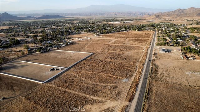 0 11th SVOL 1 Street, Nuevo, CA 92567
