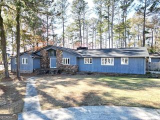 99 Windwood Way NW, Rome, GA 30165