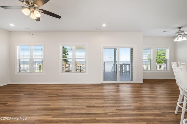 132 Romm Point, Currituck, NC 27929