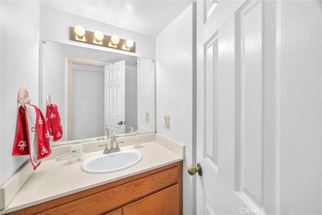 7074 Sterling Ct, Rancho Cucamonga, CA 91701