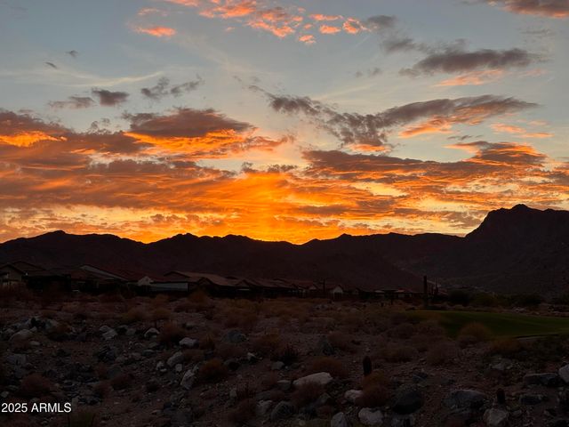 5232 N 205TH Lane, Buckeye, AZ 85396