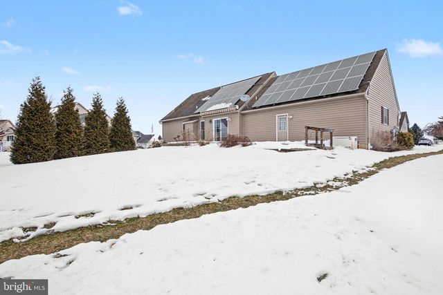 127 COVENTRY DRIVE, Carlisle, PA 17015