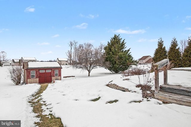 127 COVENTRY DRIVE, Carlisle, PA 17015