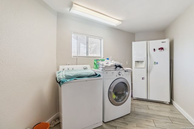 5815 Kim Valley, San Antonio, TX 78242