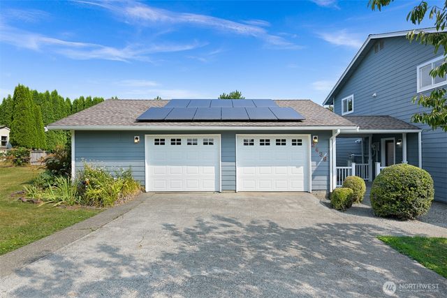 2438 N Bakerview Park Drive, Ferndale, WA 98248