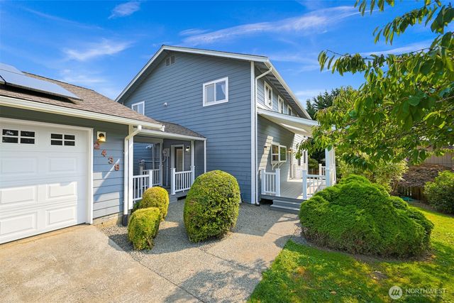 2438 N Bakerview Park Drive, Ferndale, WA 98248