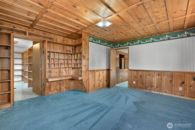 2438 N Bakerview Park Drive, Ferndale, WA 98248