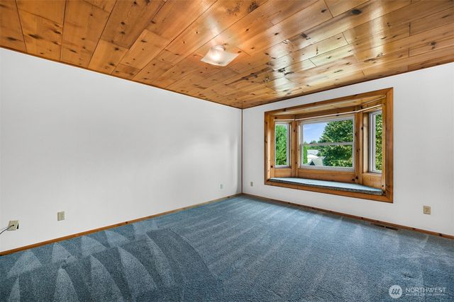 2438 N Bakerview Park Drive, Ferndale, WA 98248