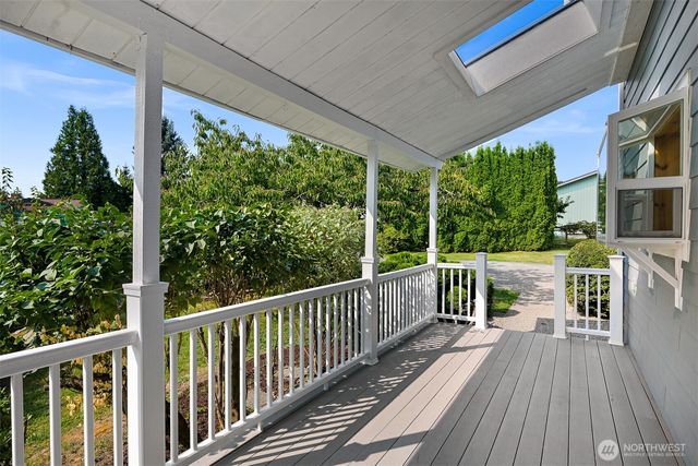 2438 N Bakerview Park Drive, Ferndale, WA 98248