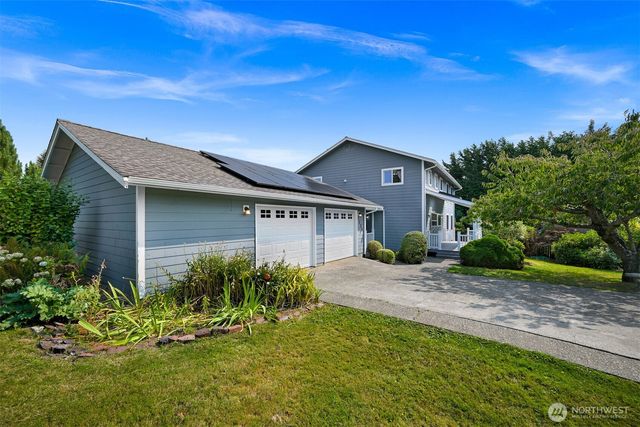 2438 N Bakerview Park Drive, Ferndale, WA 98248