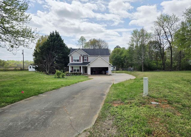 532 Tut Court, Woodruff, SC 29388