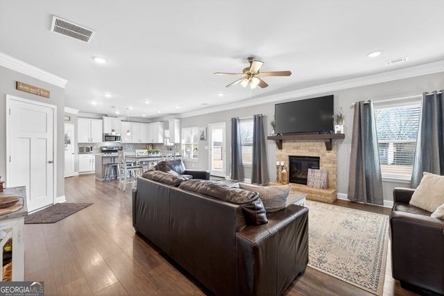 50 Washington Parkway, Jefferson, GA 30549