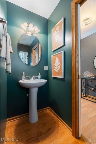 2802 Hartford Lane, Akron, OH 44312