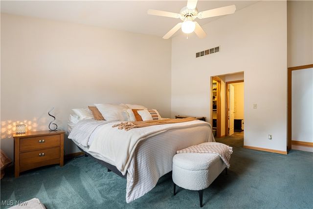 2802 Hartford Lane, Akron, OH 44312