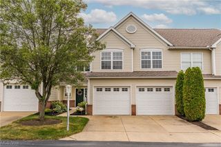 2802 Hartford Lane, Akron, OH 44312