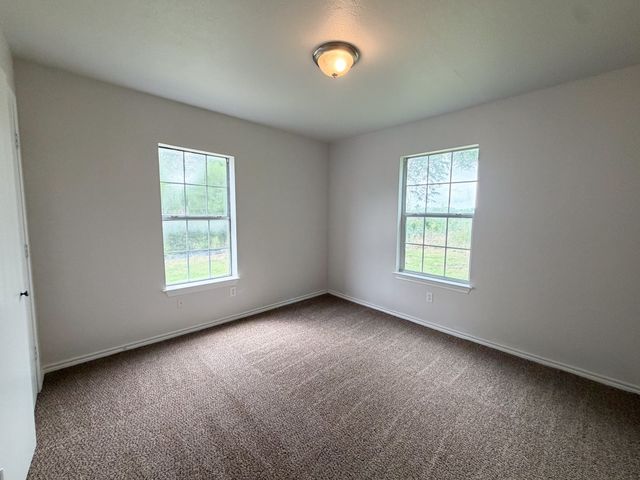 1309 N Clay Street, Ennis, TX 75119