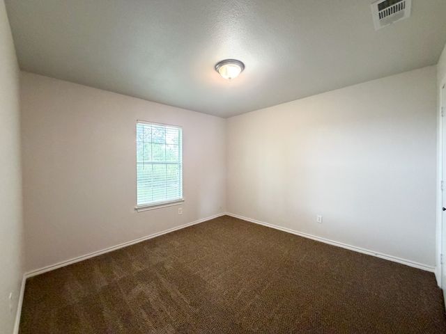 1309 N Clay Street, Ennis, TX 75119