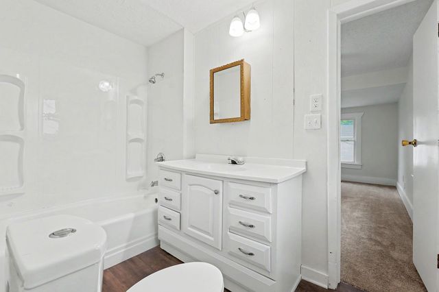 2328 W Maple, Wichita, KS 67213