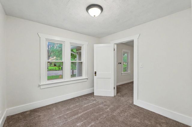 2328 W Maple, Wichita, KS 67213