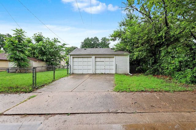 2328 W Maple, Wichita, KS 67213