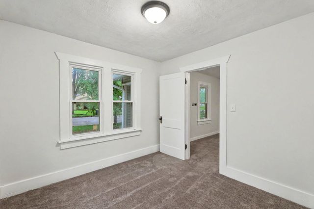 2328 W Maple, Wichita, KS 67213