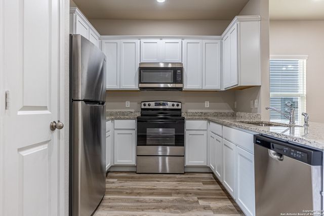 6734 Summer Fest Dr Unit 111, San Antonio, TX 78244