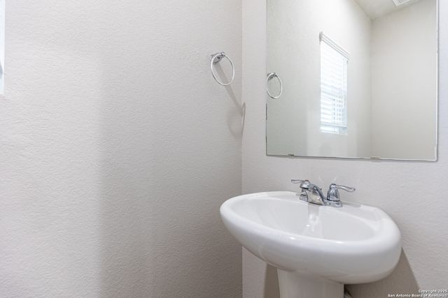 6734 Summer Fest Dr Unit 111, San Antonio, TX 78244