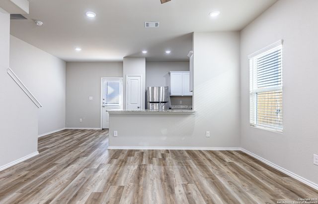 6734 Summer Fest Dr Unit 111, San Antonio, TX 78244