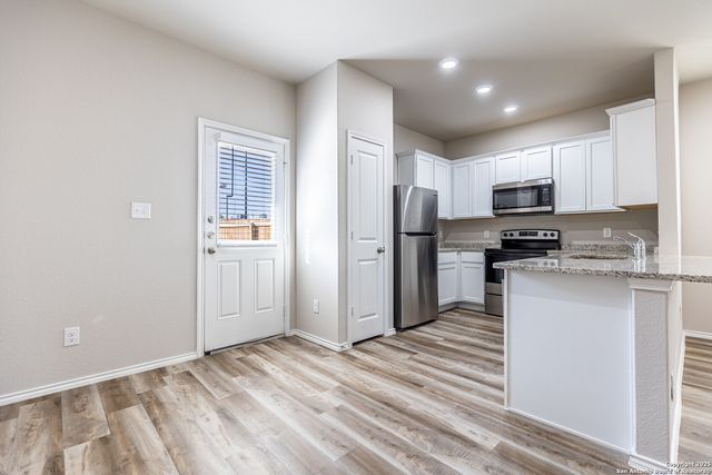 6734 Summer Fest Dr Unit 111, San Antonio, TX 78244