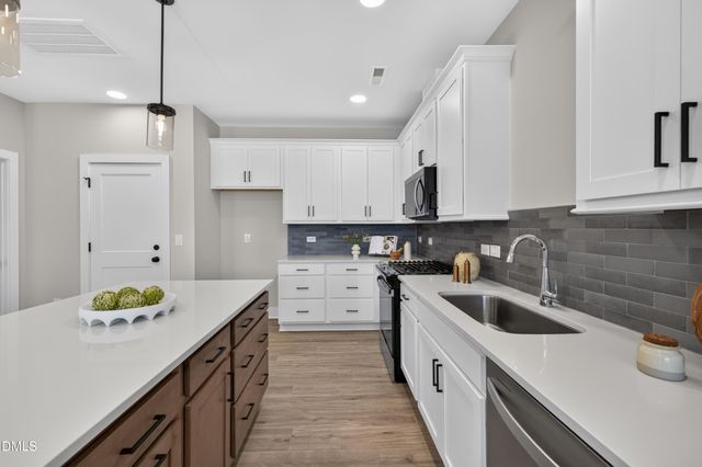 3129 White Rail Drive, Fuquay Varina, NC 27526