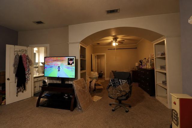 315 S Johnson Street, Alvin, TX 77511