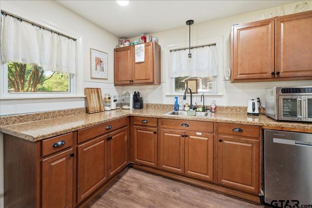 201 Braziel, Lindale, TX 75771