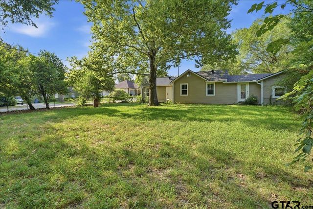 201 Braziel, Lindale, TX 75771
