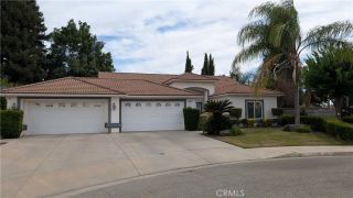 3242 Ashbury Avenue, Madera, CA 93637