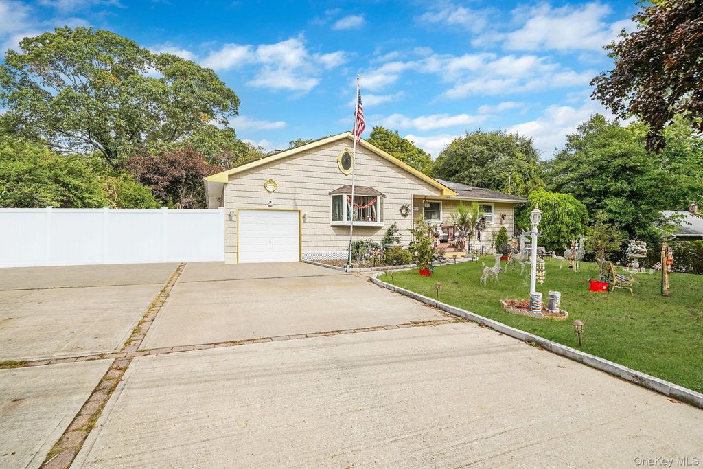 97 Gates Avenue, Central Islip, NY 11722