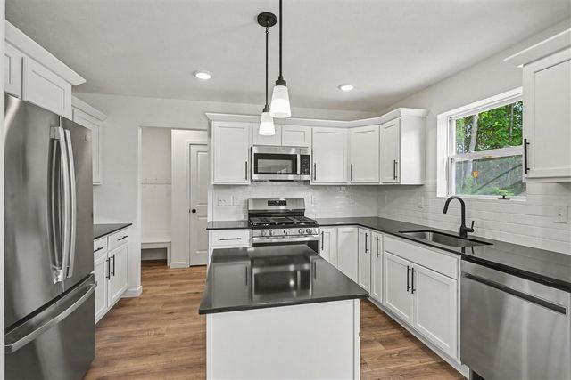 5714 Landrum Trail, Portage, MI 49024