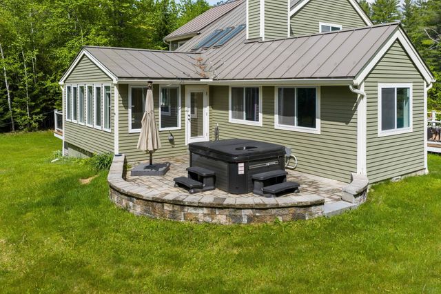 29 Blodgett Brook Road, Newbury, NH 03255