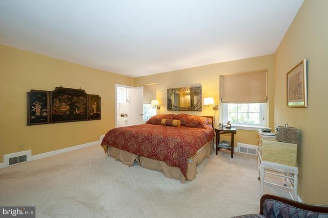 1125 HILLCREST RD, Penn Valley, PA 19072