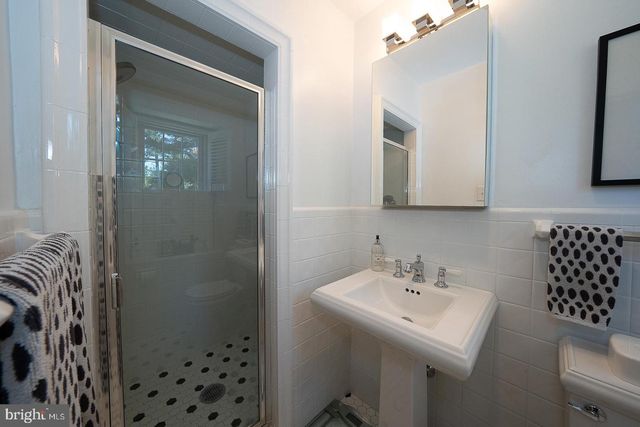 1125 HILLCREST RD, Penn Valley, PA 19072