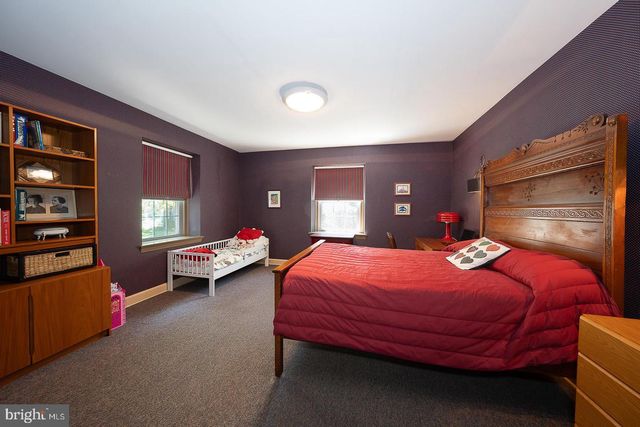 1125 HILLCREST RD, Penn Valley, PA 19072