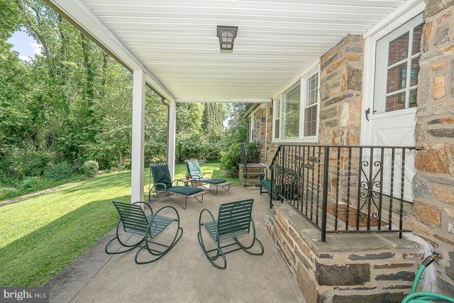 1125 HILLCREST RD, Penn Valley, PA 19072