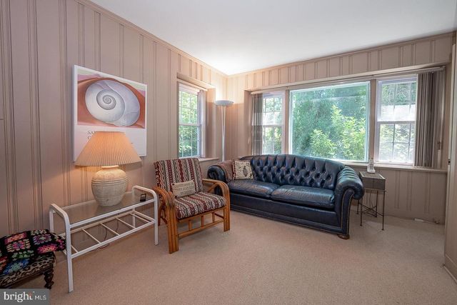 1125 HILLCREST RD, Penn Valley, PA 19072