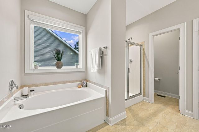 214 Hawkesburg Drive, Clayton, NC 27527